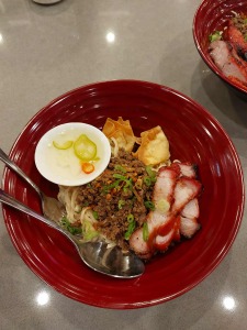 Picture of dry mixed noodles at Golden Smell Mee (142 East Pender Street).
